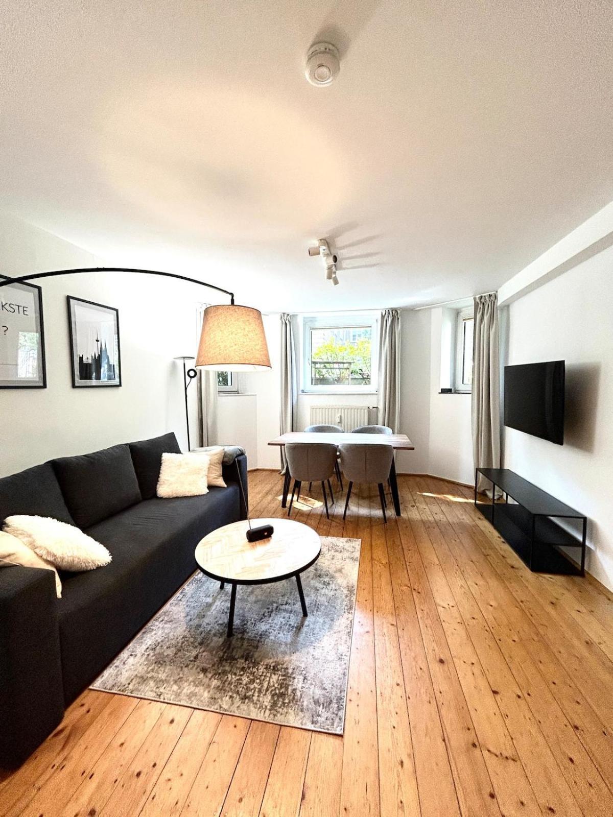 Suelzer Altbautraum Appartement Keulen